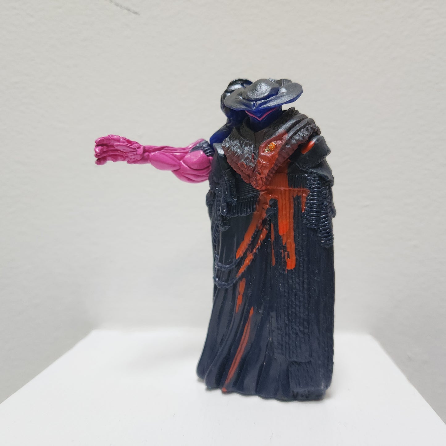 Trilo Cloak Deluxe - Dark Sigil